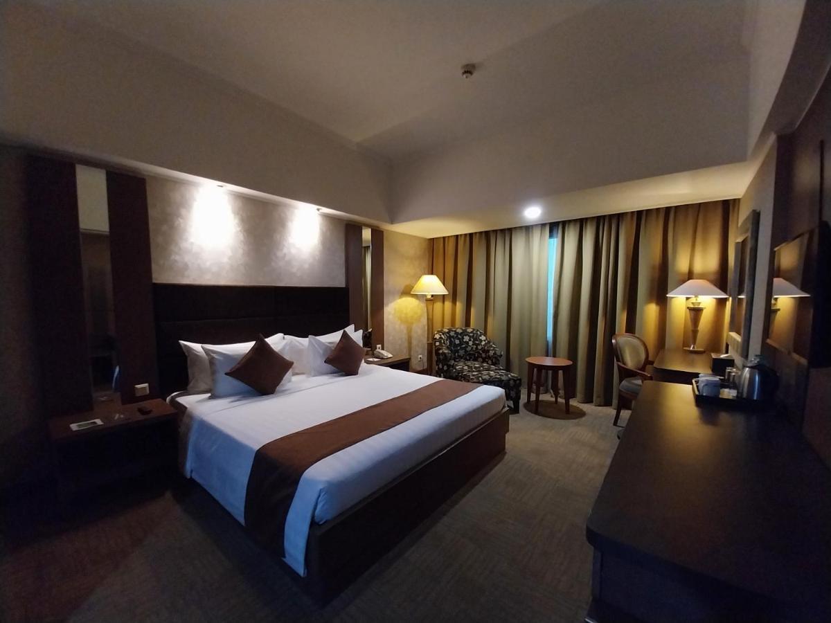 Horison Ultima Menteng ジャカルタ エクステリア 写真